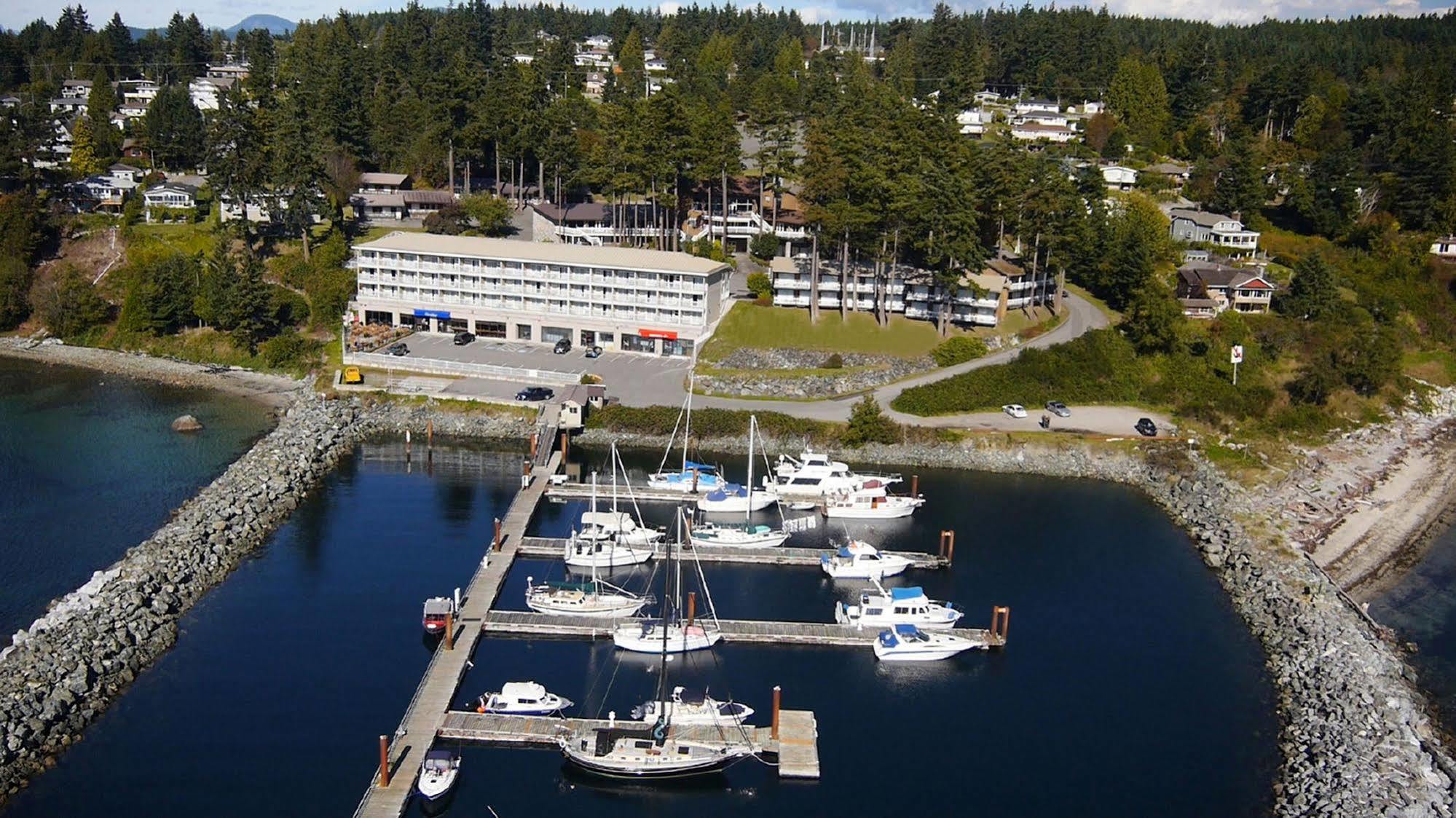 Beach Gardens Resort And Marina Powell River Eksteriør billede